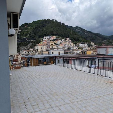 Piccolo Appartamento Con Grande Terrazzo Panoramico Maiori Εξωτερικό φωτογραφία